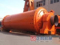 转子在立式板锤草莓在线观看视频中起到什么作用？